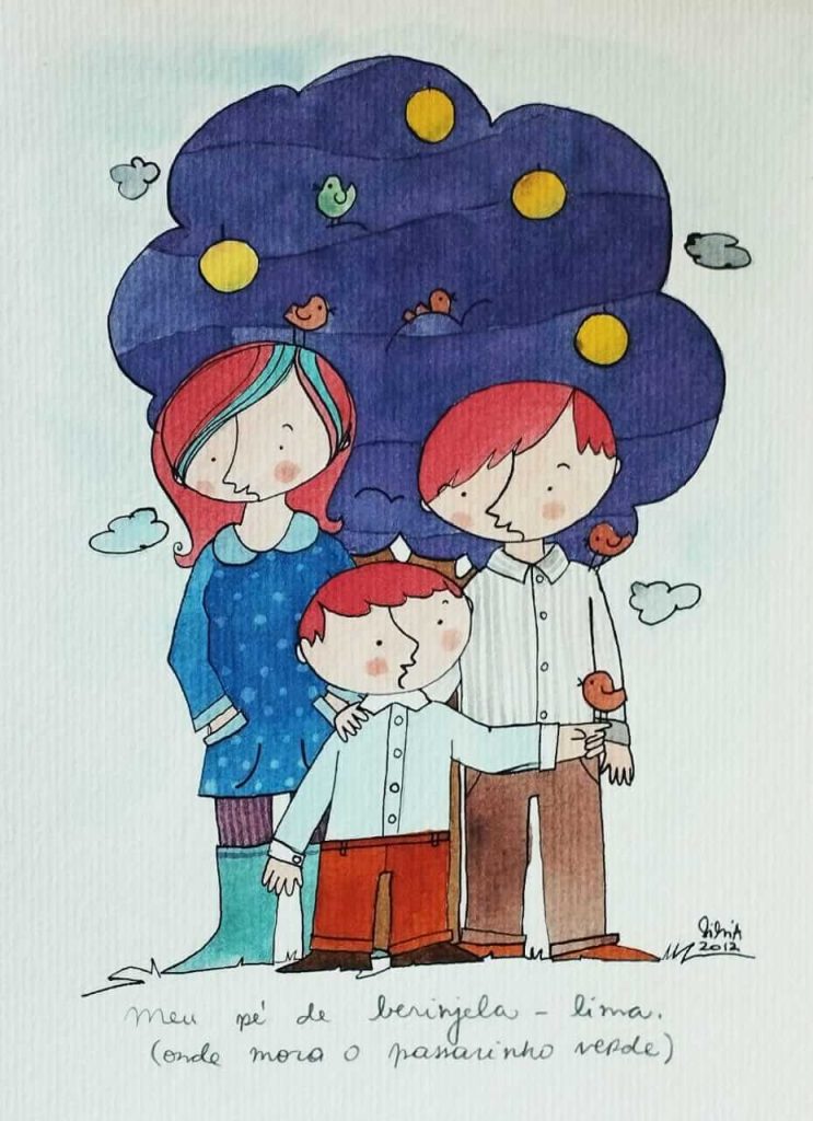 Aquarela mostrando três pessoas de cabelo vermelho na frente de uma árvore roxa com frutos amarelos. Na copa da árvore vê-se passarinhos, marrons e um verde. O menino menor tem um passarinho pousado sobre o dedo. Há pequenas nuvens em volta da árvore